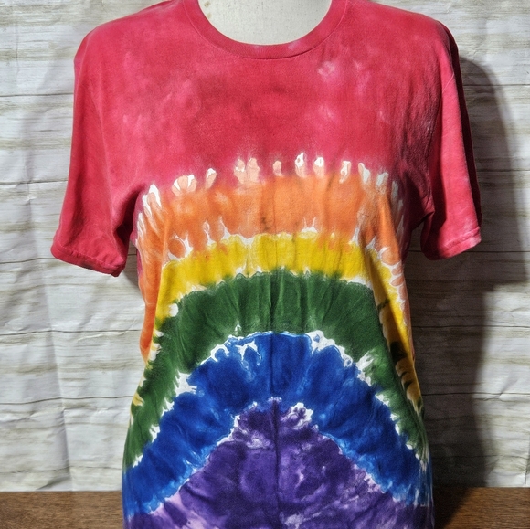Multicolor Tie-Dye Short Sleeve Tee - Picture 8 of 8
